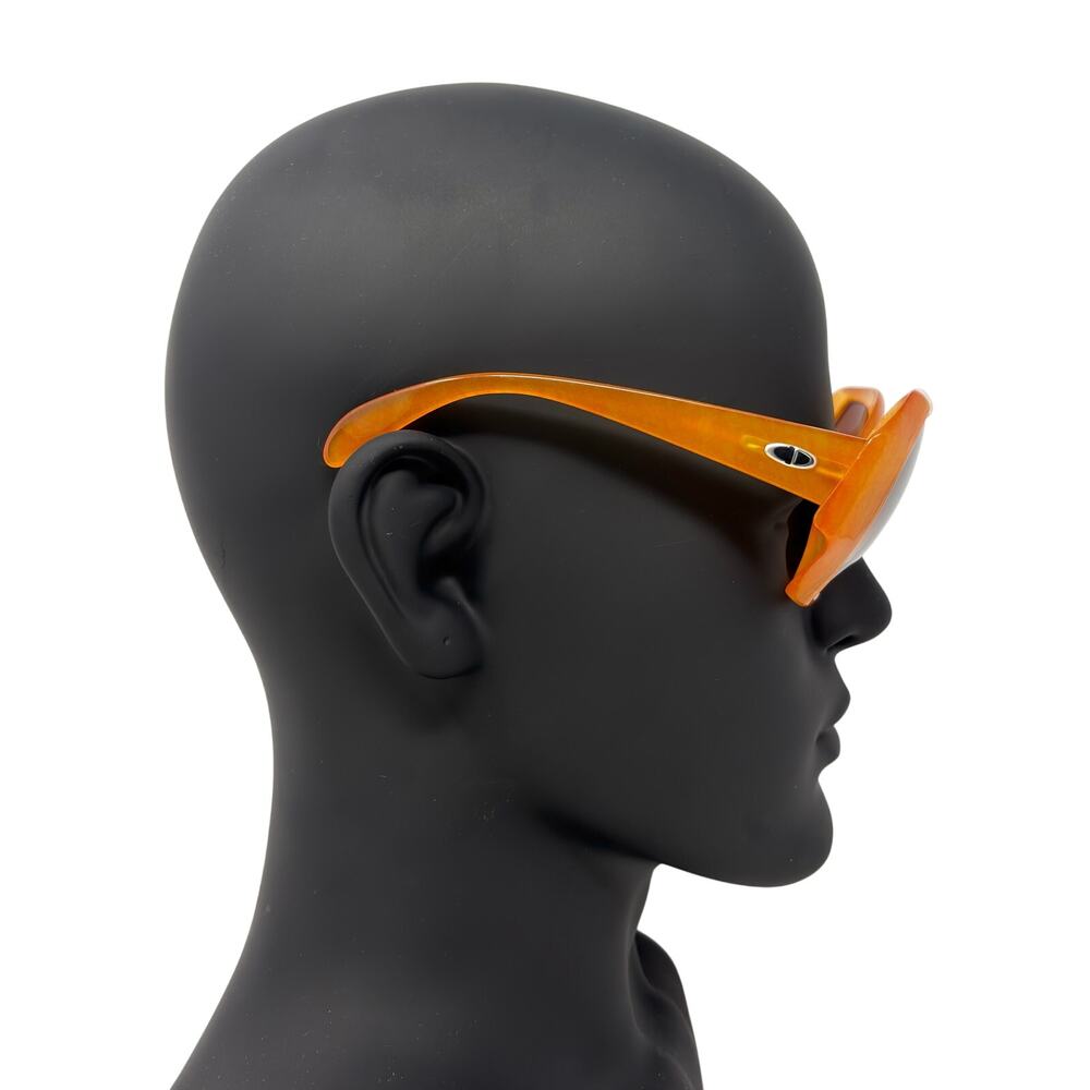 Christian Dior Oversized Archive Sunglasses - Picture 9 of 12